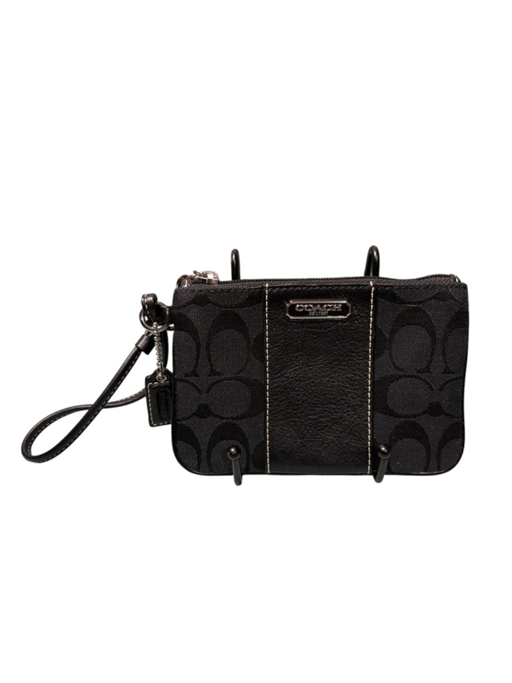 Coach Signature Jacquard Wristlet Black Silver Purple Lining Classic
